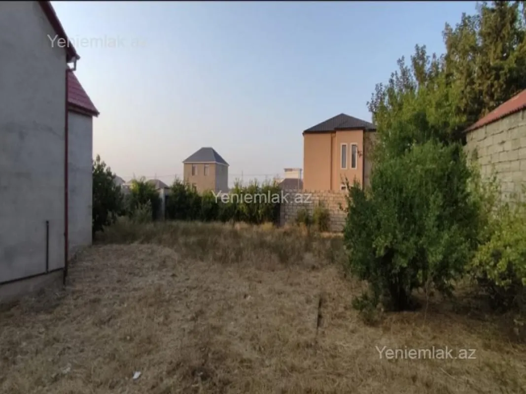 Satılır 3 otaqlı həyət evi 100 m²