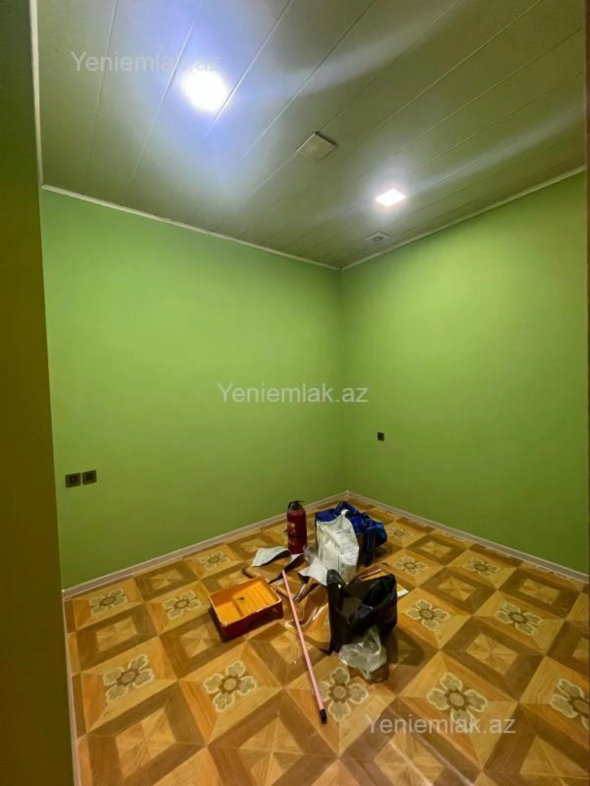 Satılır 6 otaqlı obyekt 80 m²