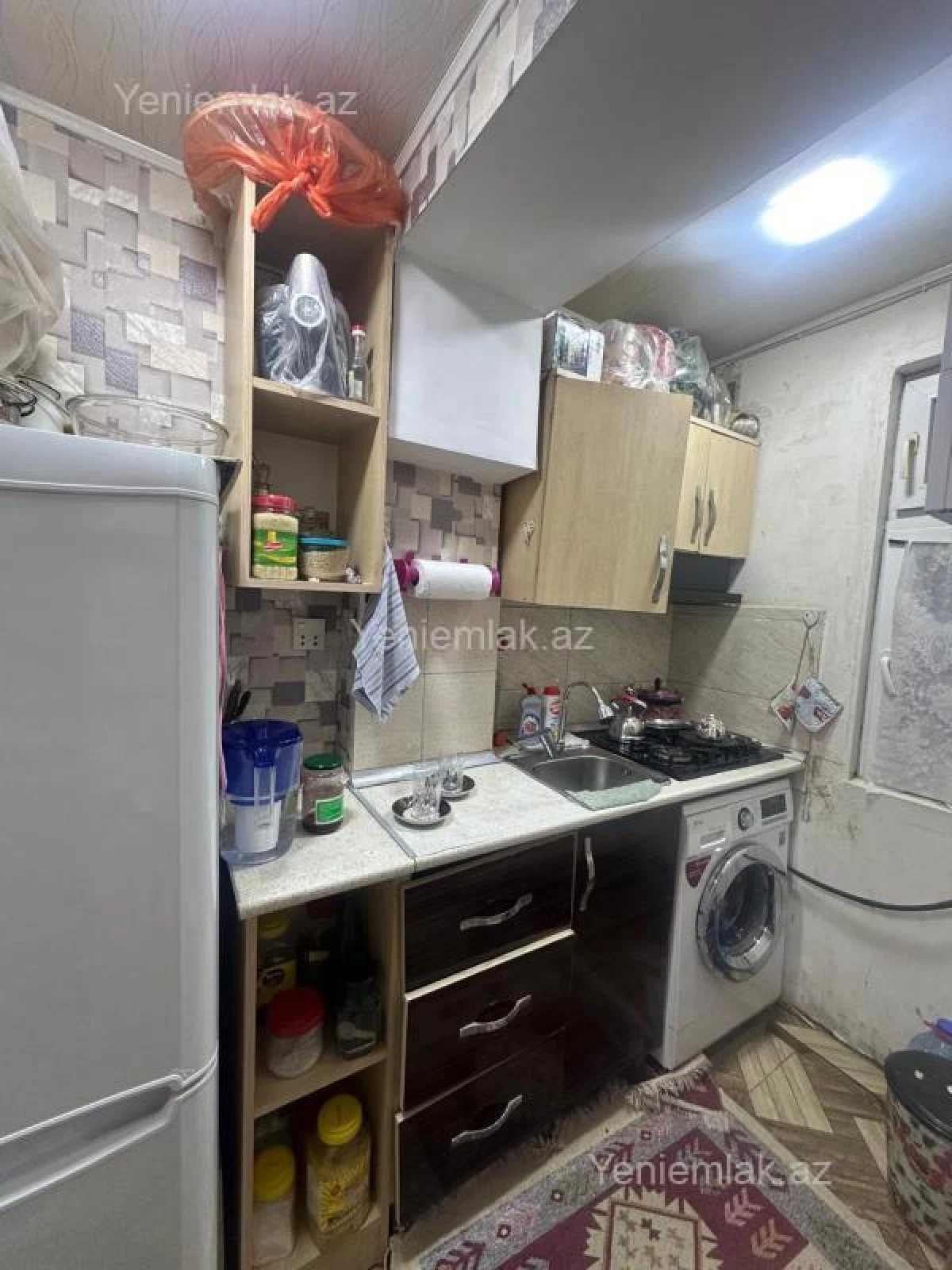 Satılır 2 otaqlı köhnə tikili 52 m²