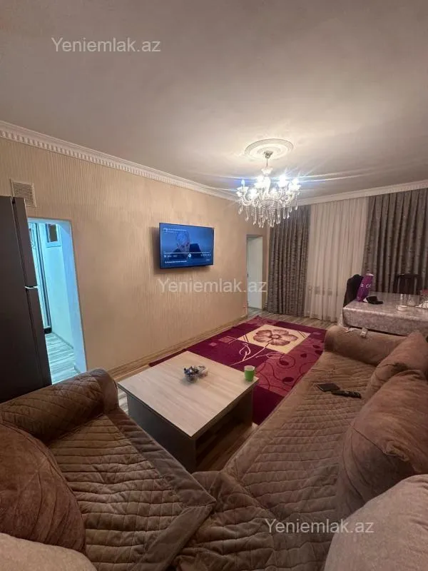 Satılır 2 otaqlı köhnə tikili 52 m²