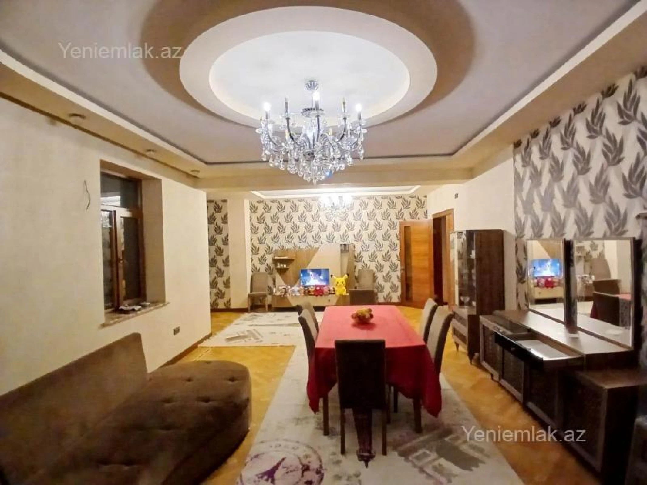 Satılır 4 otaqlı yeni tikili 162 m²