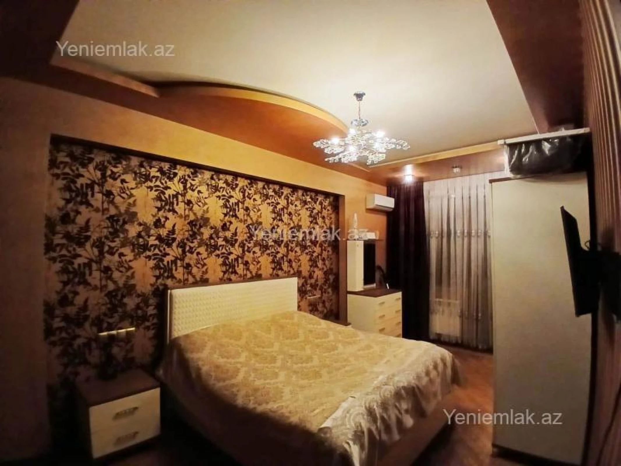 Satılır 4 otaqlı yeni tikili 162 m²