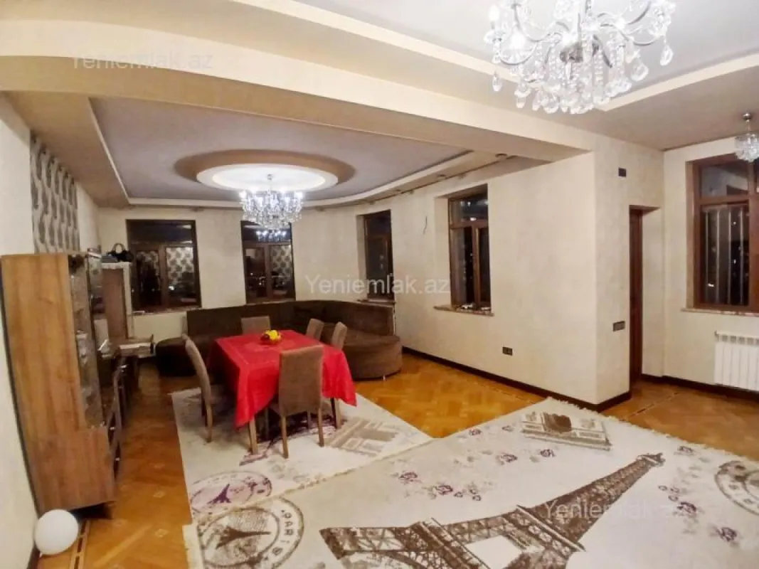 Satılır 4 otaqlı yeni tikili 162 m²