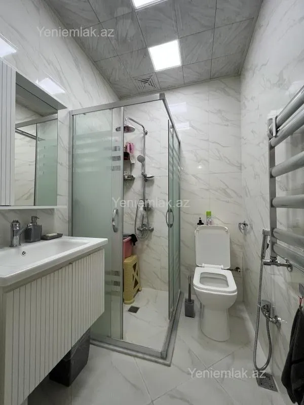 Satılır 2 otaqlı yeni tikili 58 m²