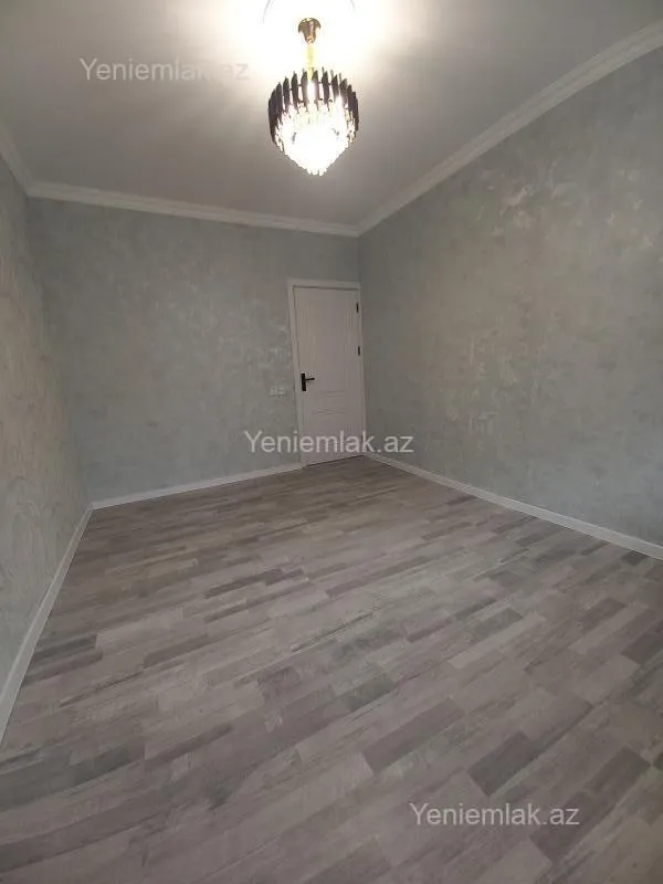 Satılır 2 otaqlı köhnə tikili 65 m²