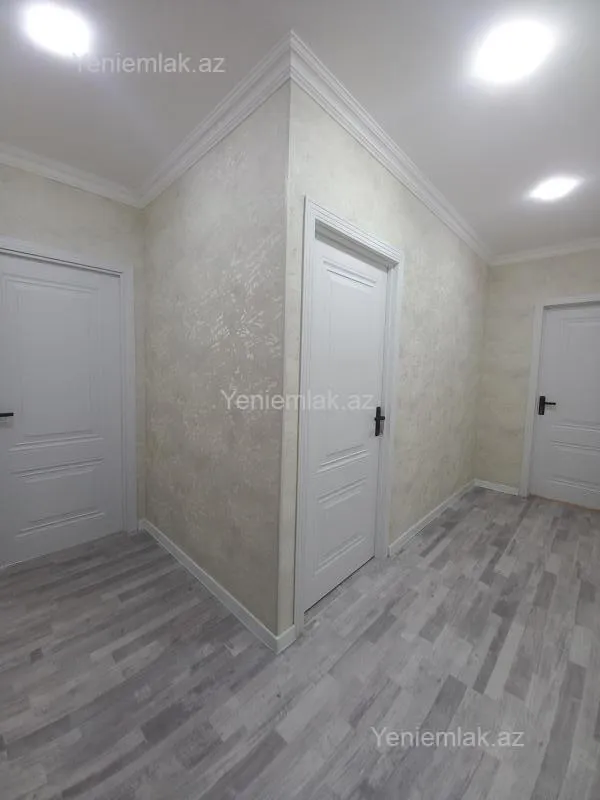 Satılır 2 otaqlı köhnə tikili 65 m²