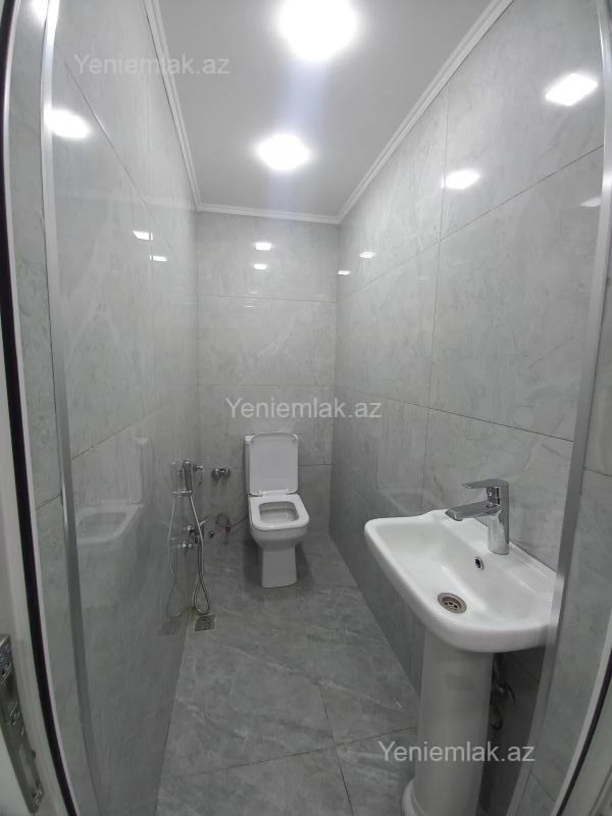 Satılır 2 otaqlı yeni tikili 66 m²