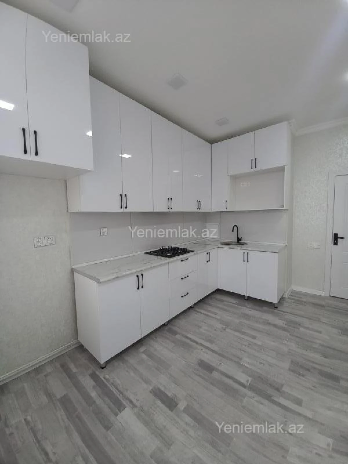 Satılır 2 otaqlı yeni tikili 66 m²
