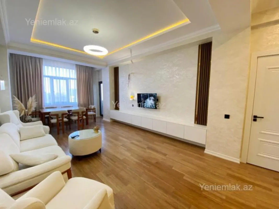 Satılır 3 otaqlı yeni tikili 105 m²