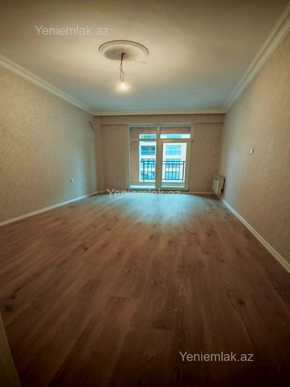Satılır 2 otaqlı köhnə tikili 55 m²