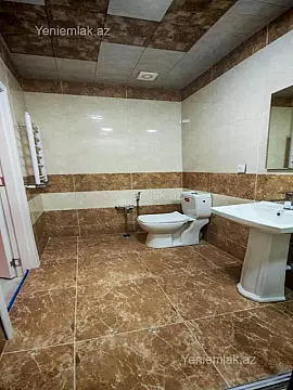 Satılır 2 otaqlı köhnə tikili 55 m²