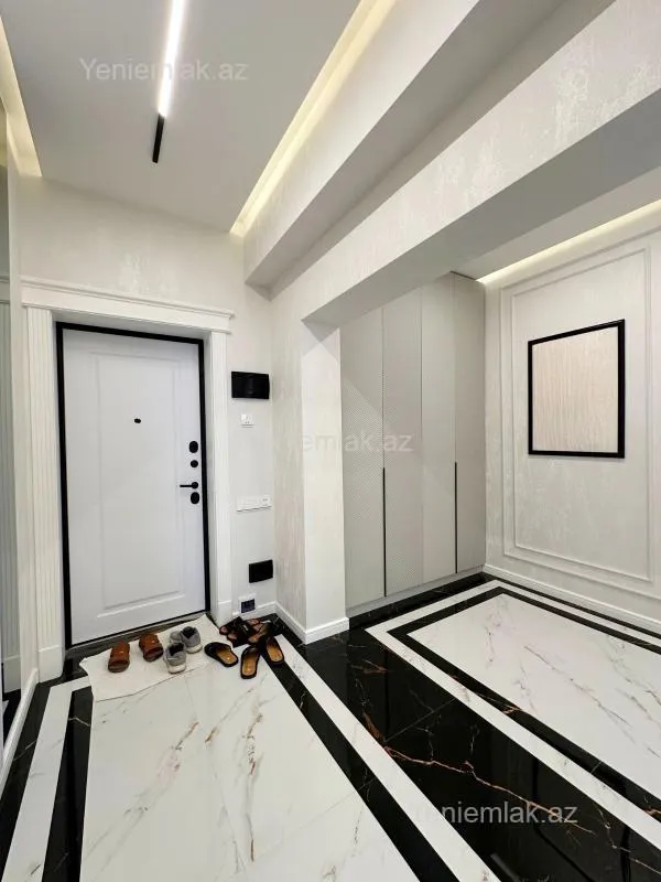 Satılır 3 otaqlı yeni tikili 102 m²