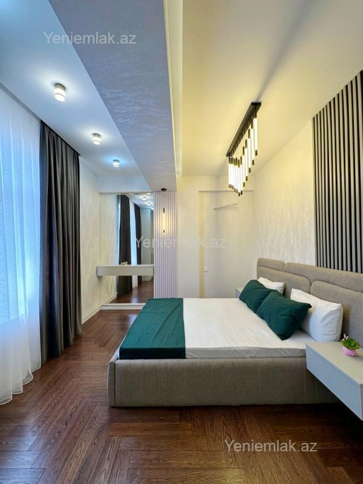 Satılır 3 otaqlı yeni tikili 102 m²