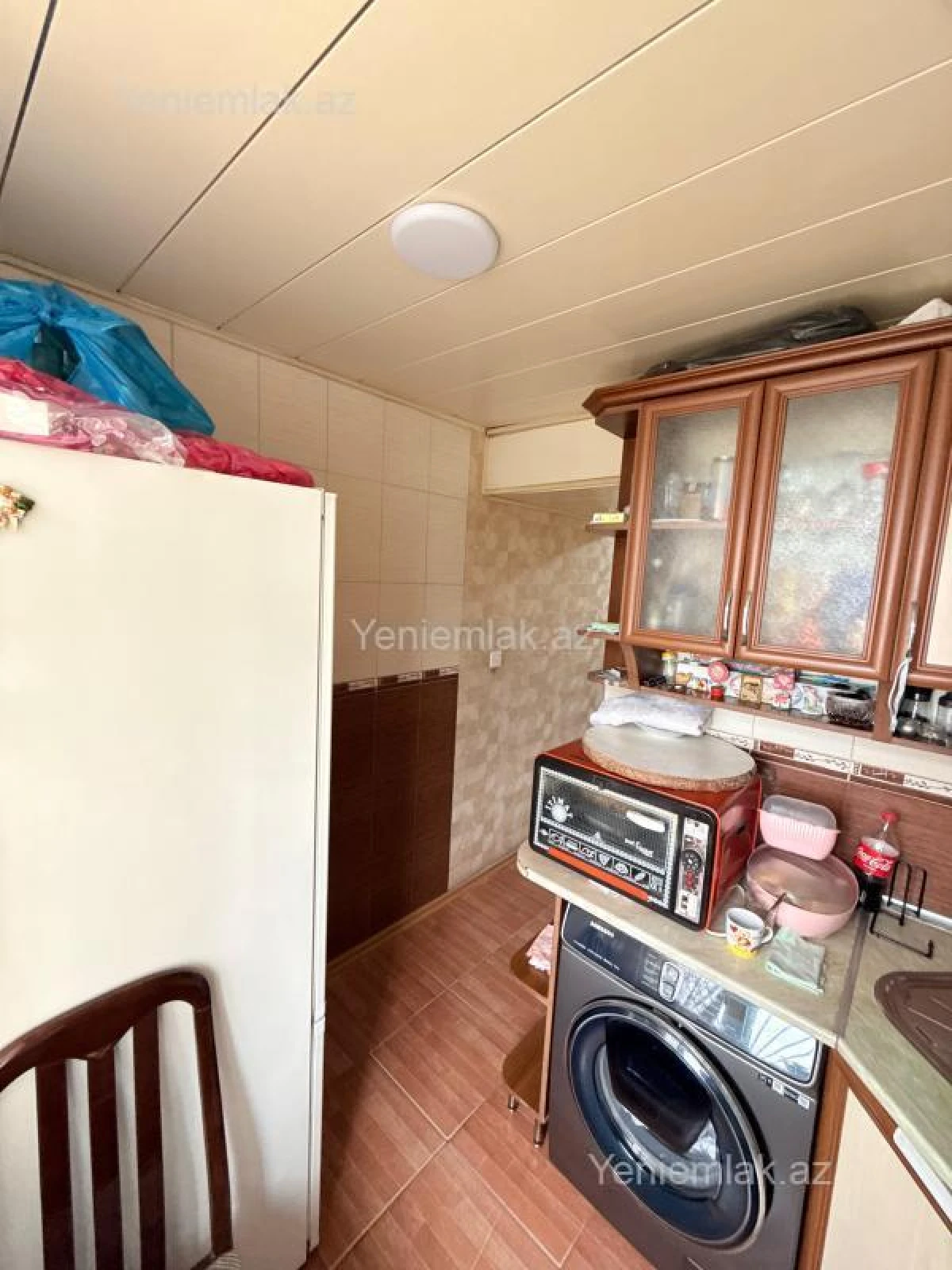 Satılır 3 otaqlı köhnə tikili 75 m²