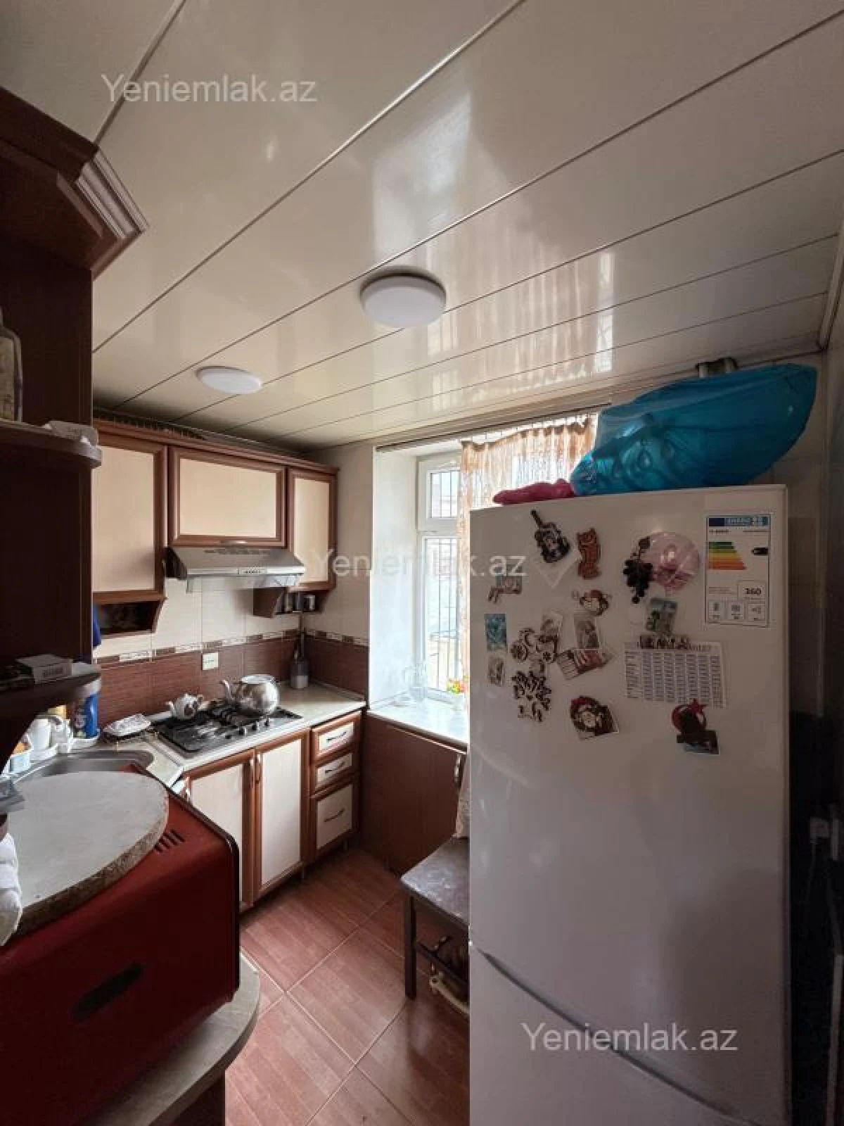 Satılır 3 otaqlı köhnə tikili 75 m²