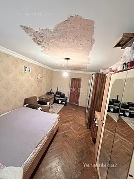 Satılır 3 otaqlı köhnə tikili 75 m²