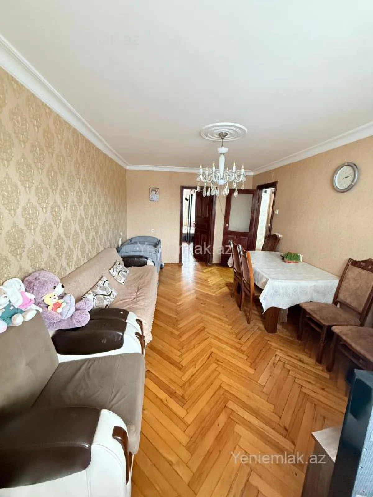 Satılır 3 otaqlı köhnə tikili 75 m²