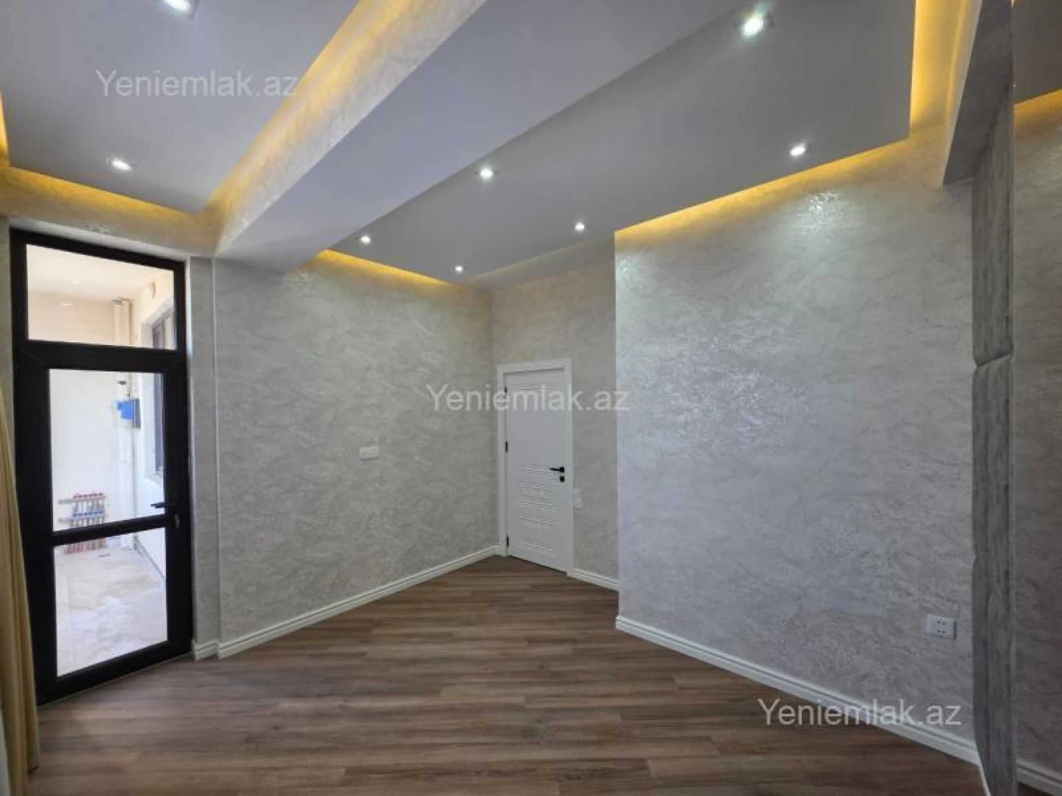 Satılır 2 otaqlı yeni tikili 55 m²