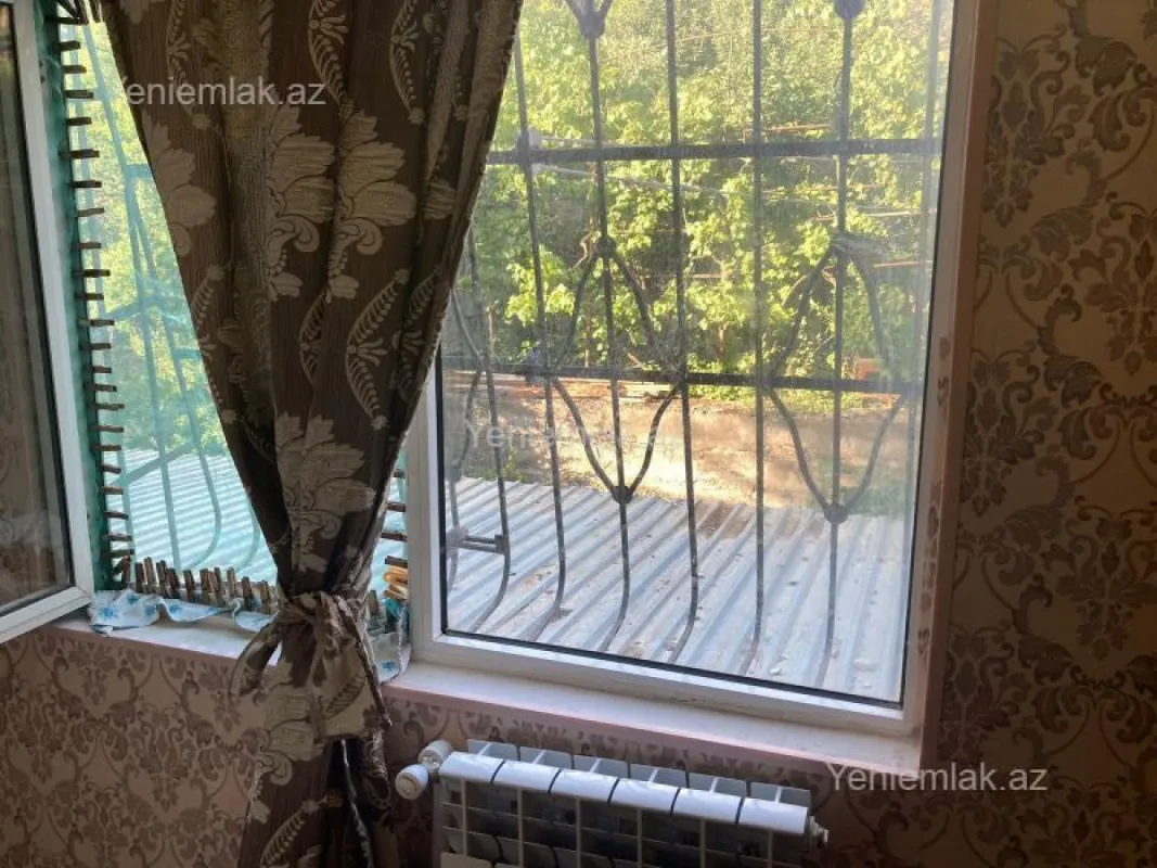 Satılır 3 otaqlı köhnə tikili 65 m²