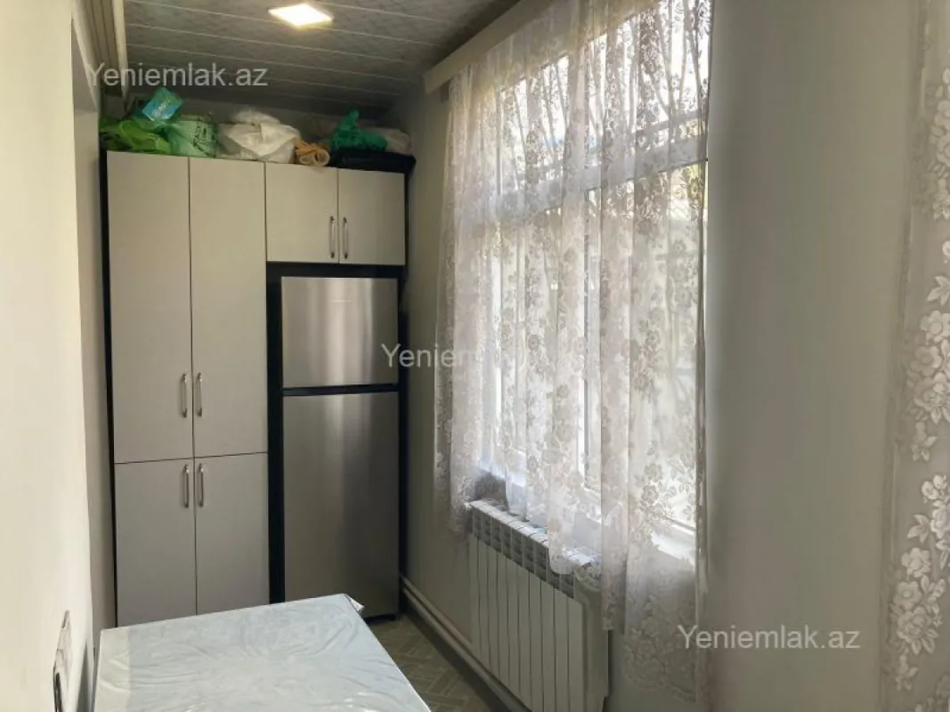 Satılır 3 otaqlı köhnə tikili 65 m²