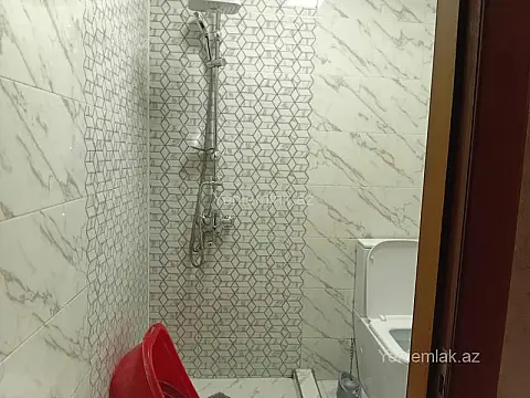 Satılır 3 otaqlı köhnə tikili 50 m²