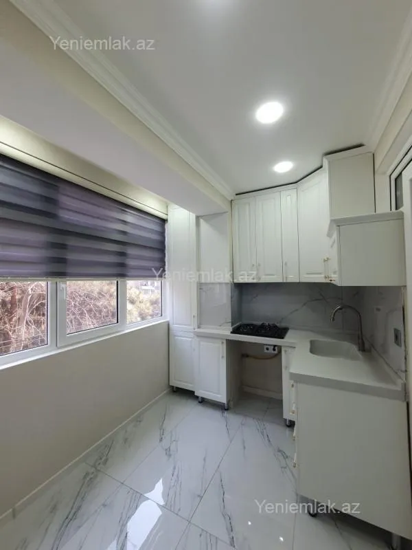 Satılır 3 otaqlı köhnə tikili 65 m²
