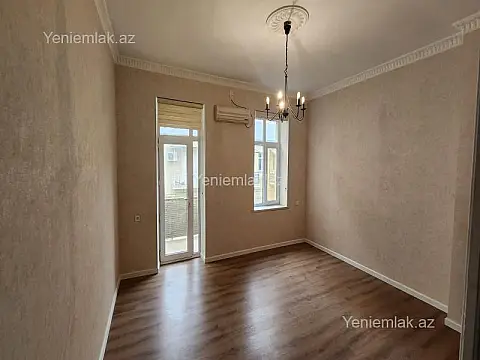 Satılır 2 otaqlı köhnə tikili 55 m²