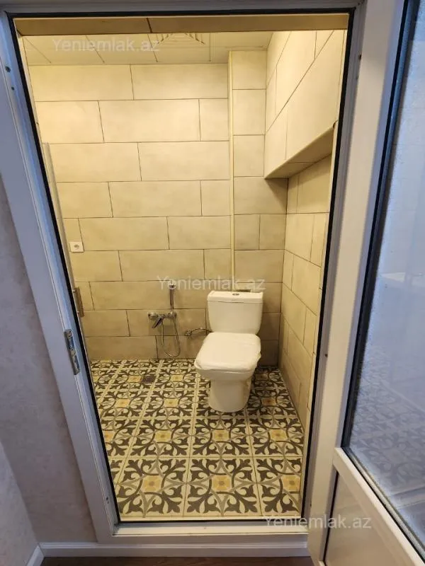 Satılır 2 otaqlı köhnə tikili 55 m²