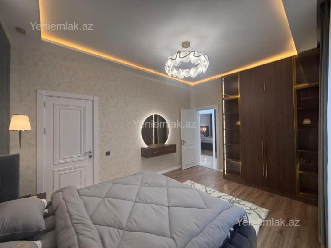 Satılır 4 otaqlı həyət evi 140 m²