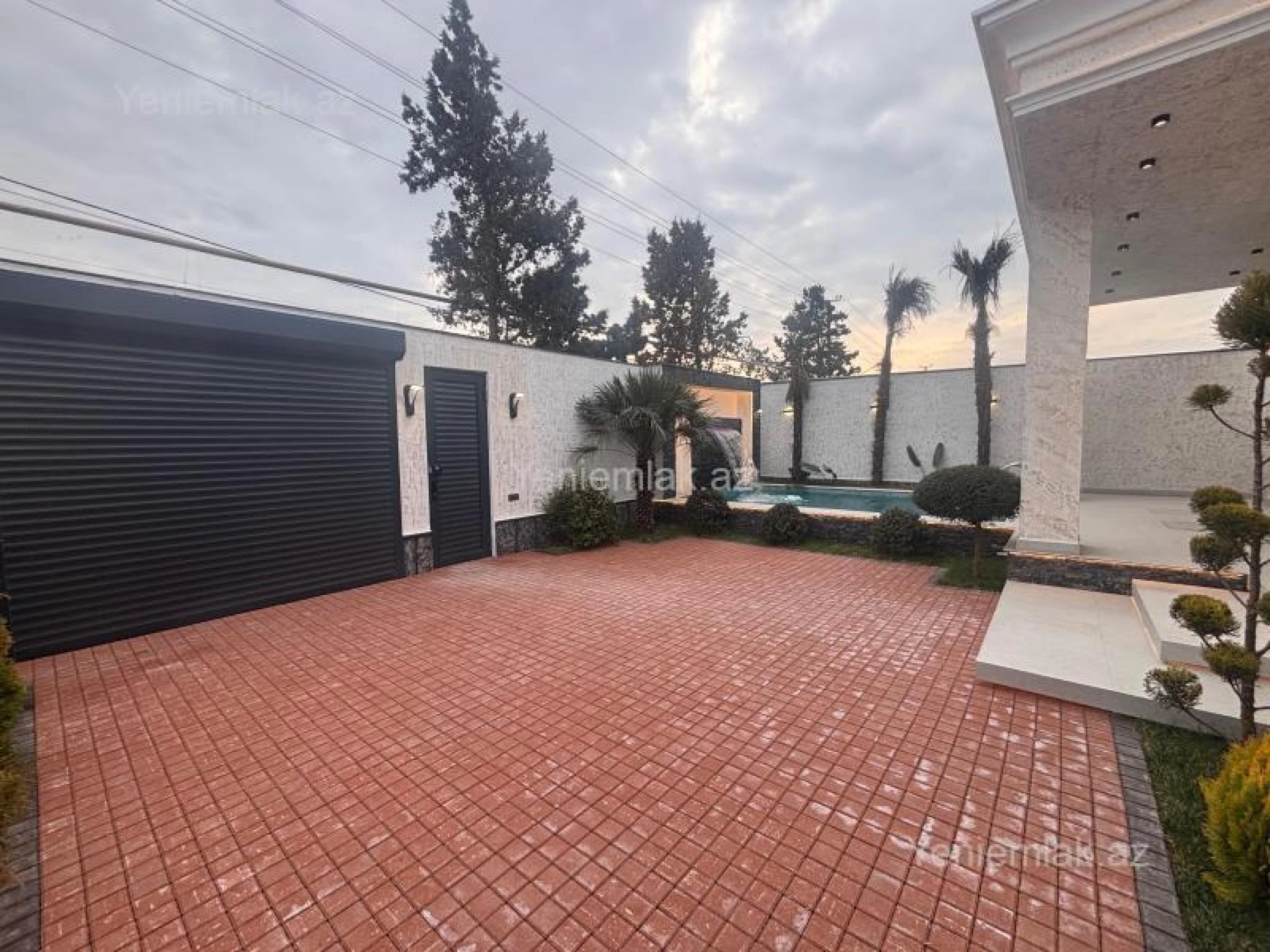 Satılır 4 otaqlı həyət evi 140 m²