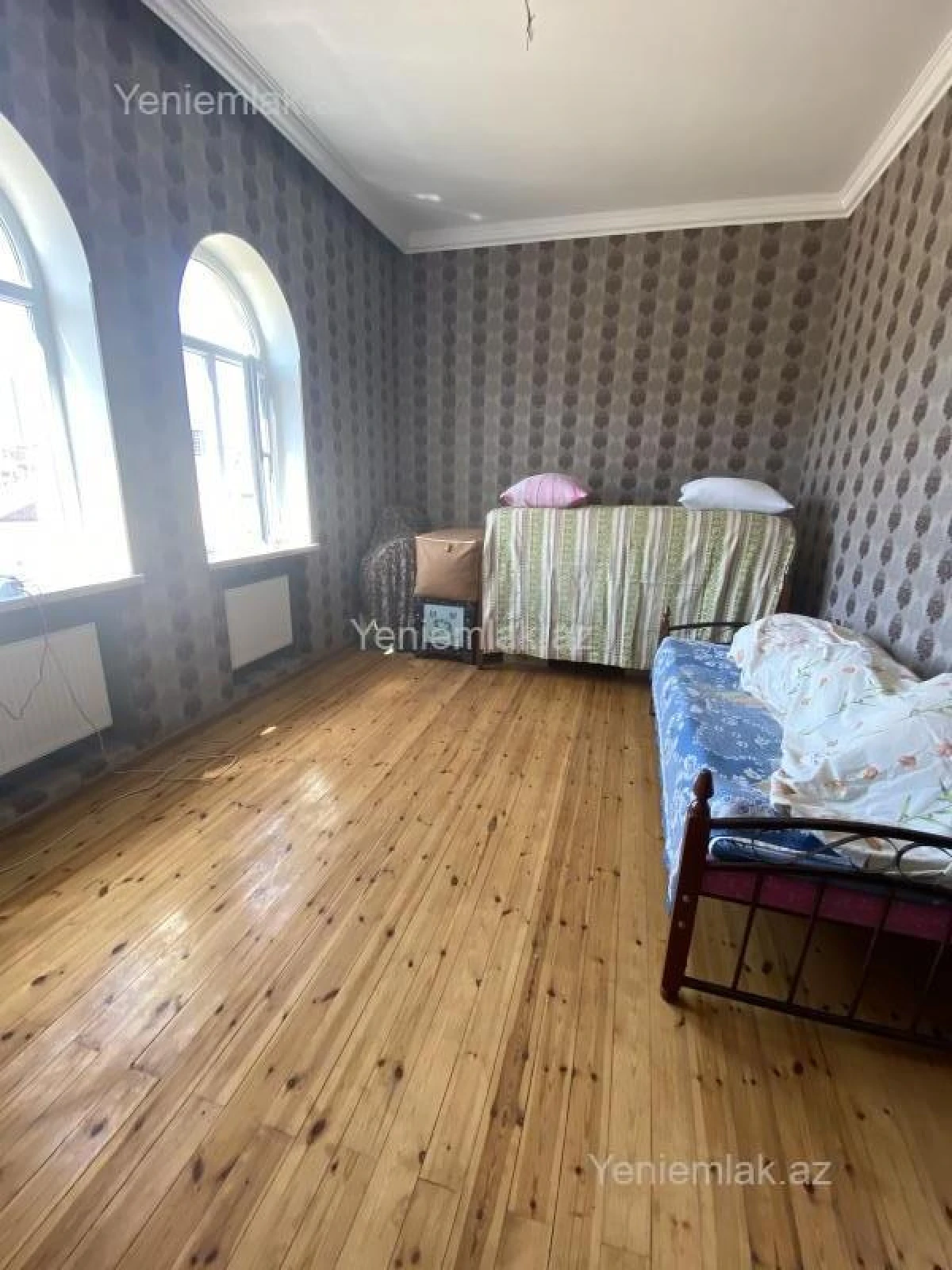 Satılır 7 otaqlı həyət evi 250 m²