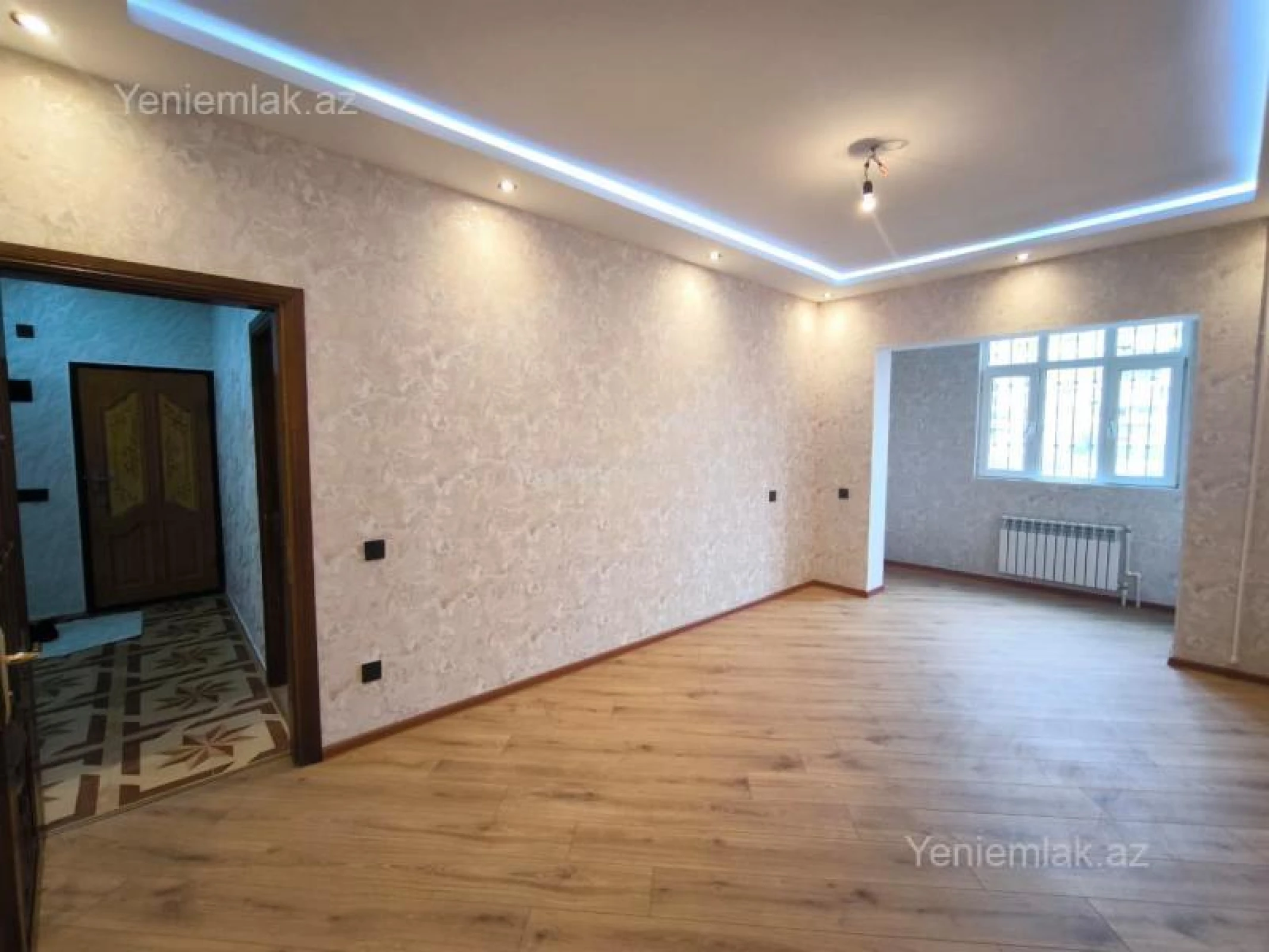 Satılır 3 otaqlı köhnə tikili 90 m²