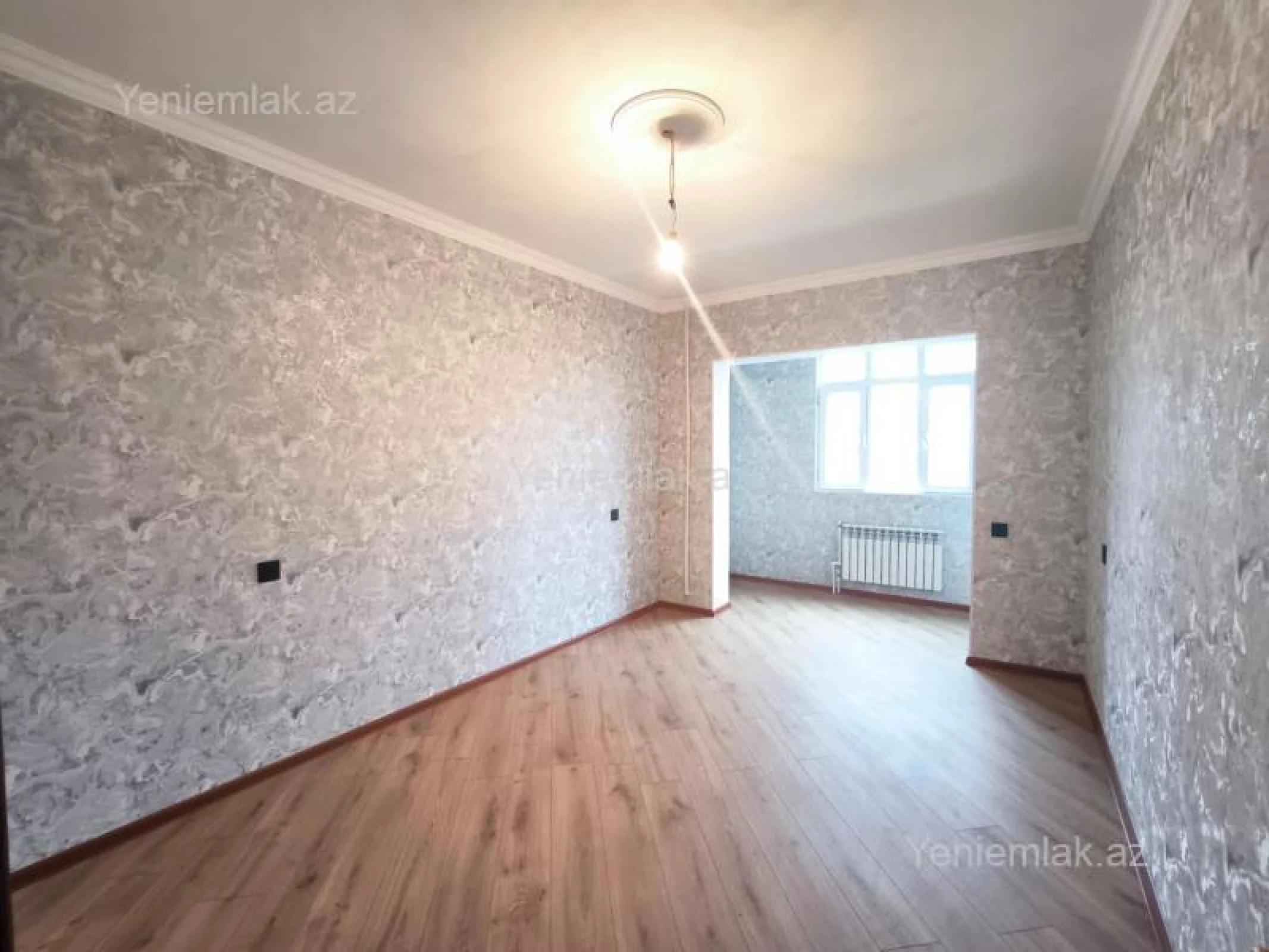 Satılır 3 otaqlı köhnə tikili 90 m²