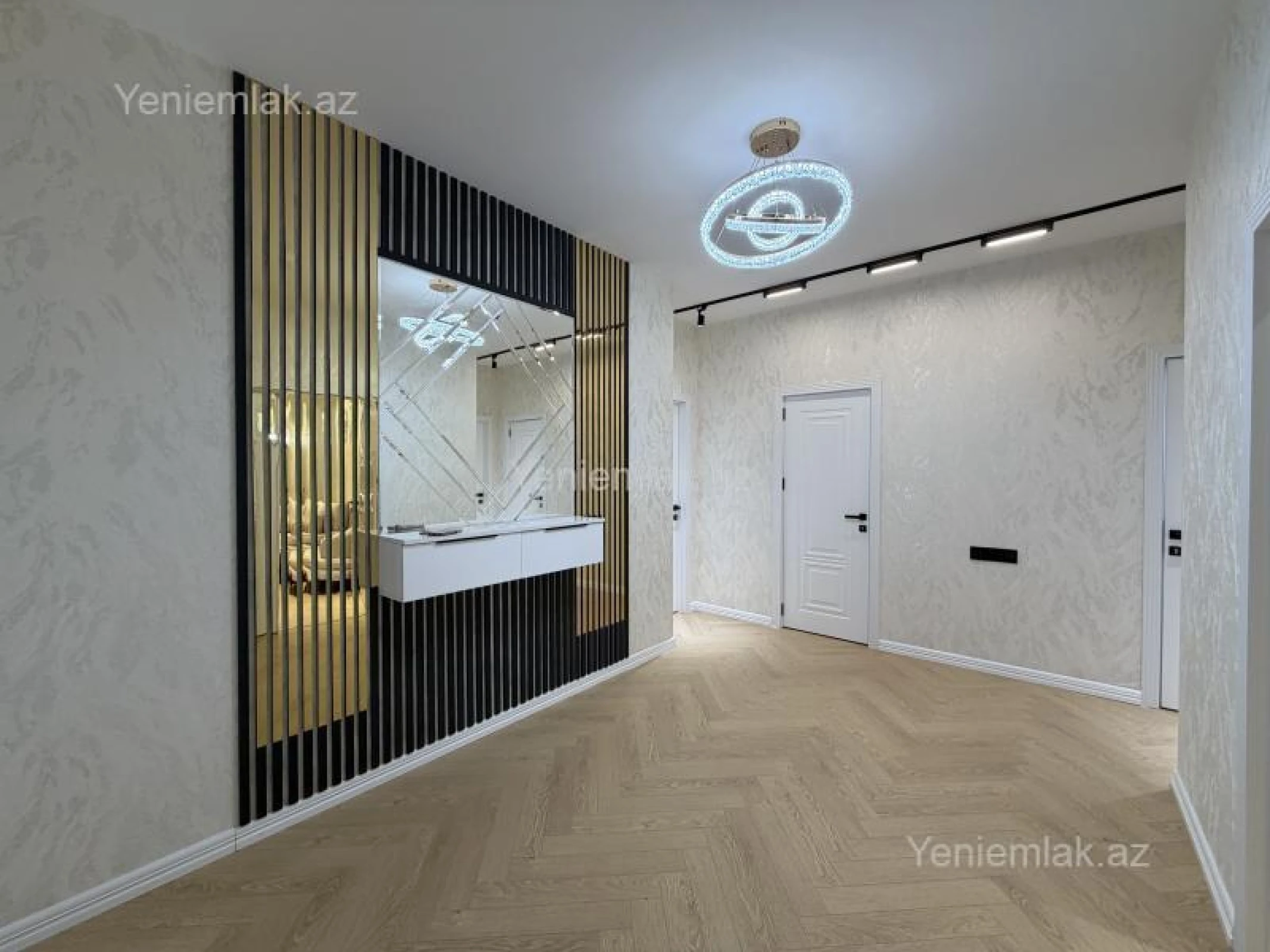 Satılır 2 otaqlı yeni tikili 88 m²