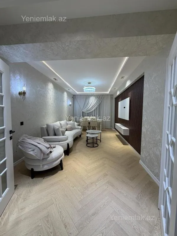 Satılır 2 otaqlı yeni tikili 88 m²