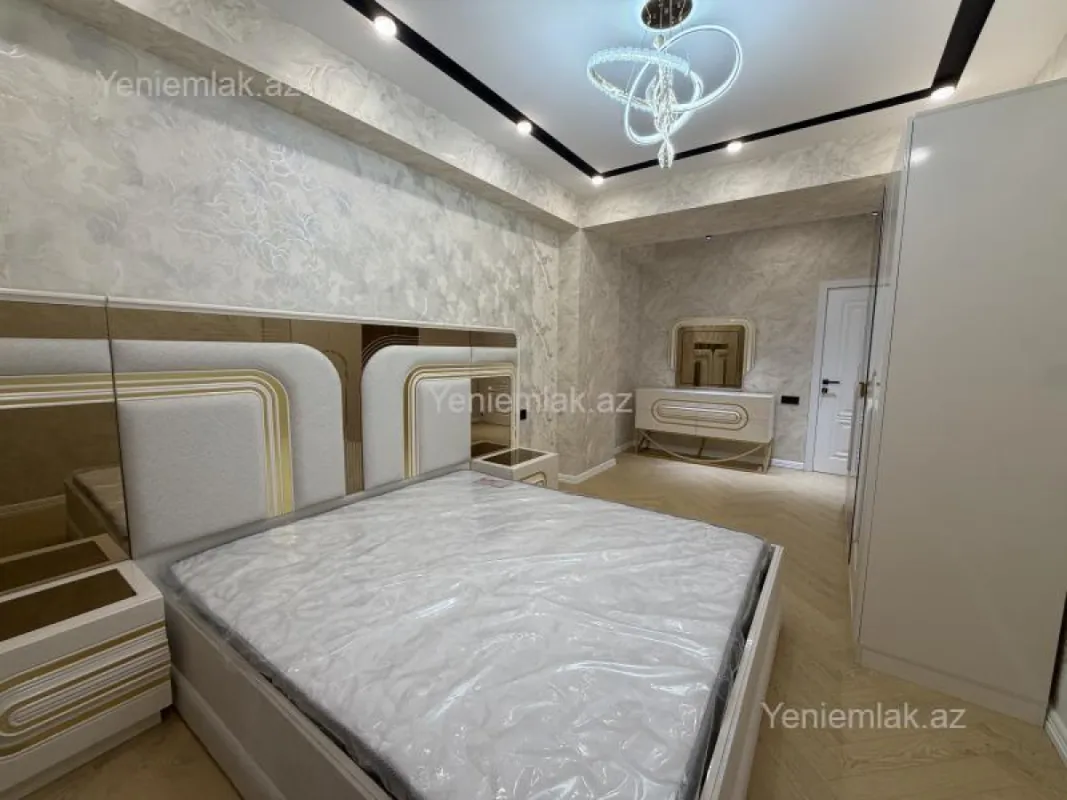 Satılır 2 otaqlı yeni tikili 88 m²