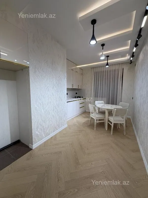Satılır 2 otaqlı yeni tikili 88 m²