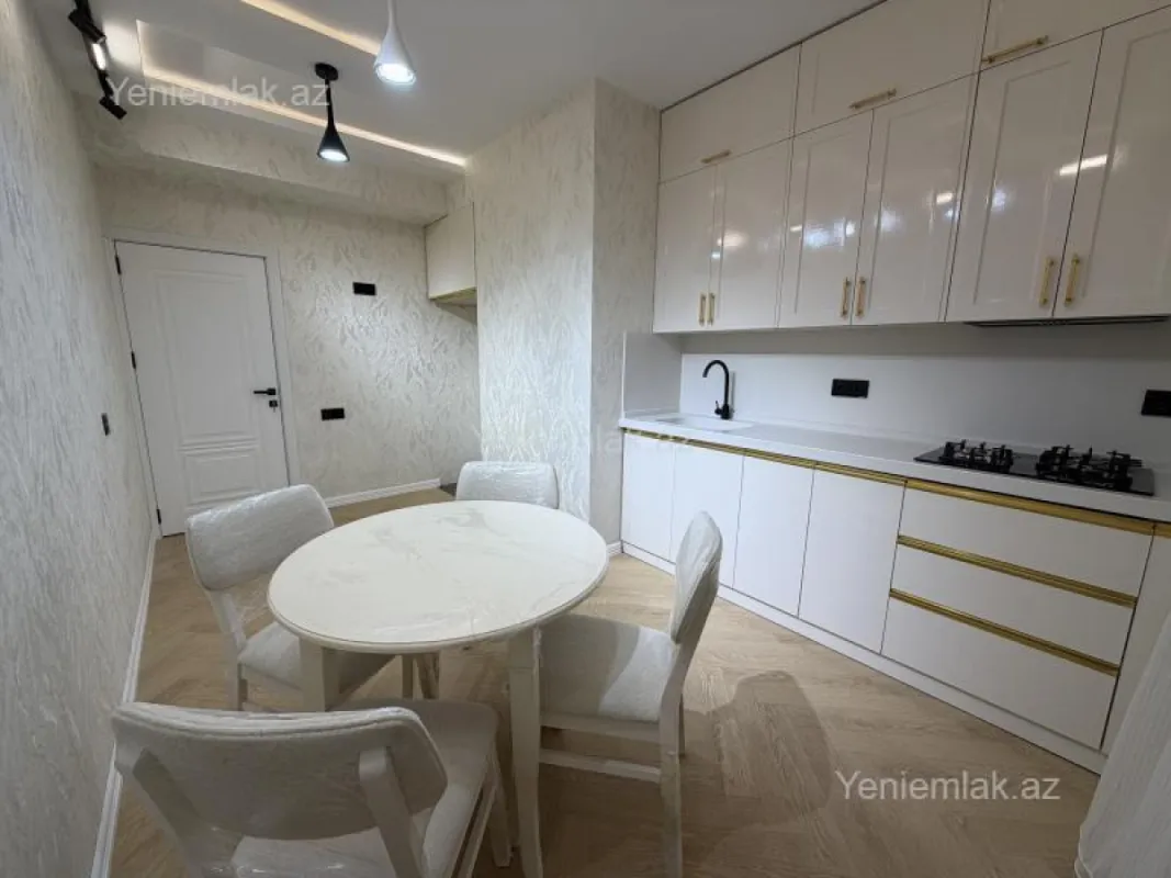 Satılır 2 otaqlı yeni tikili 88 m²