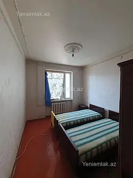 Satılır 3 otaqlı köhnə tikili 80 m²
