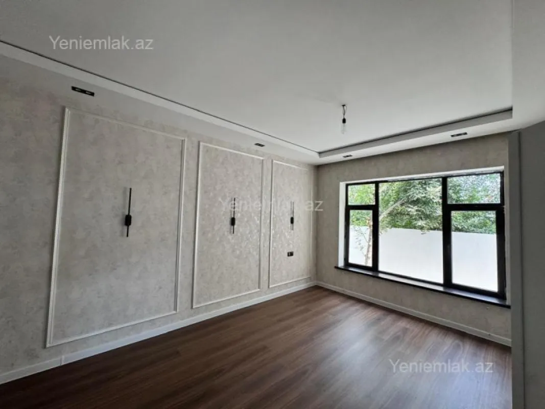 Satılır 5 otaqlı həyət evi 280 m²