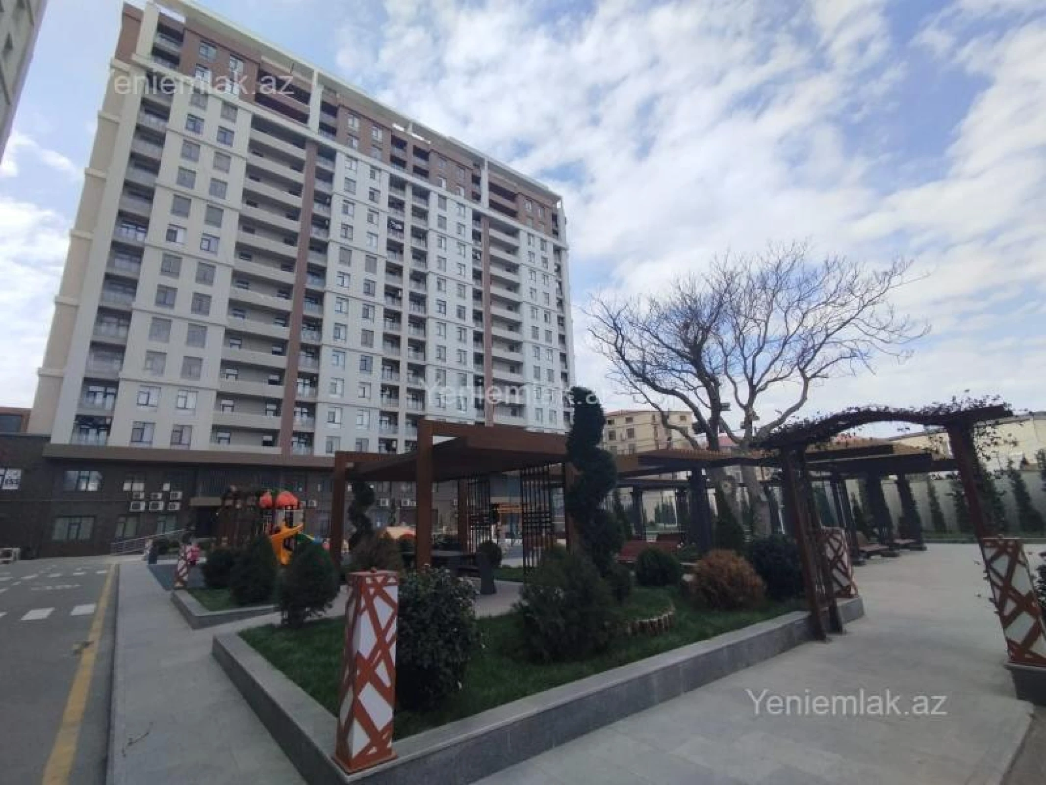 Satılır 3 otaqlı yeni tikili 134 m²