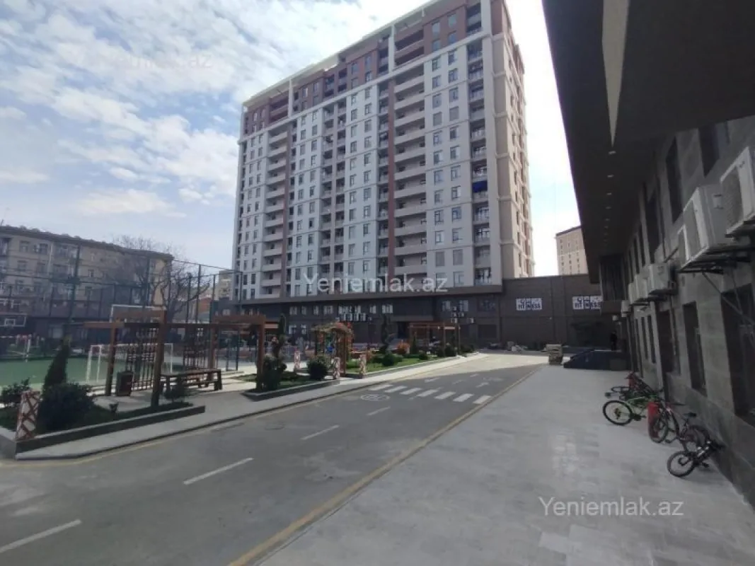 Satılır 3 otaqlı yeni tikili 134 m²