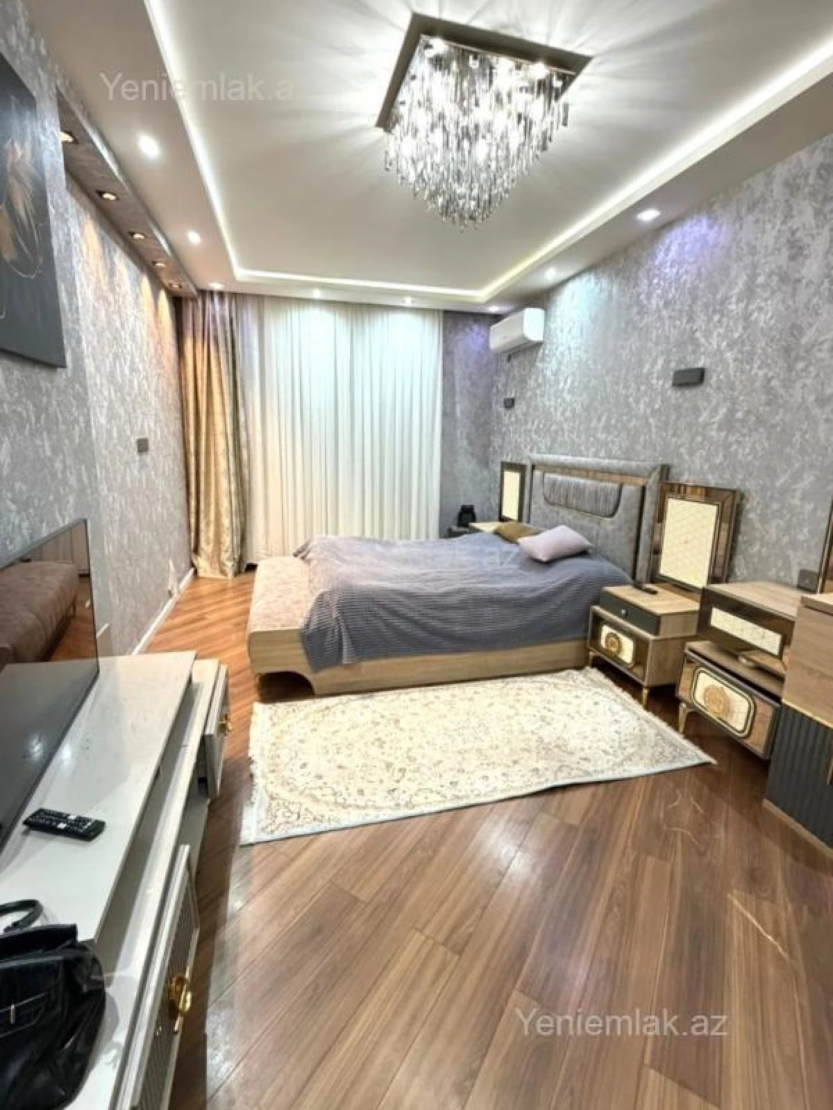 Satılır 3 otaqlı yeni tikili 100 m²