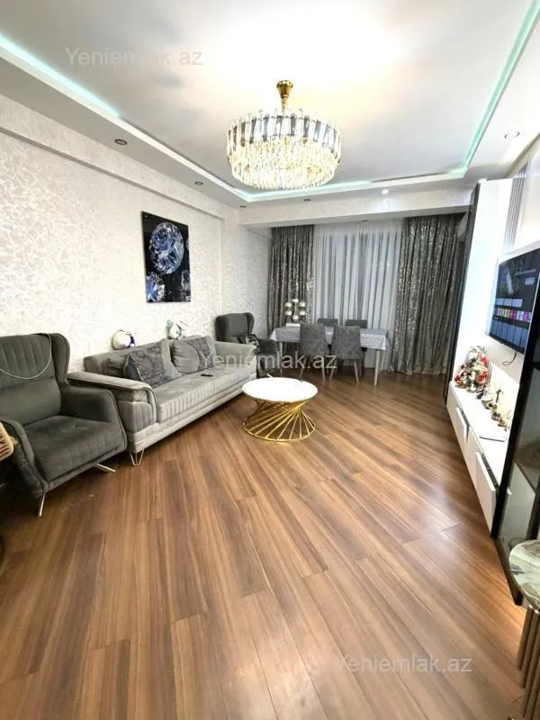 Satılır 3 otaqlı yeni tikili 100 m²