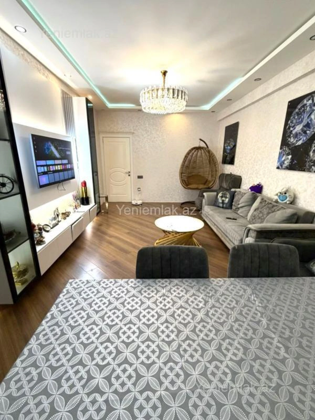 Satılır 3 otaqlı yeni tikili 100 m²