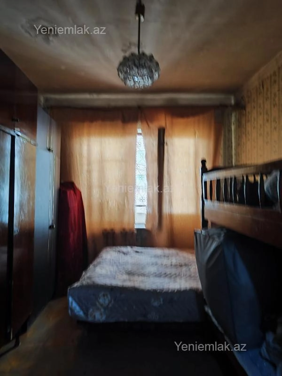 Satılır 3 otaqlı köhnə tikili 85 m²