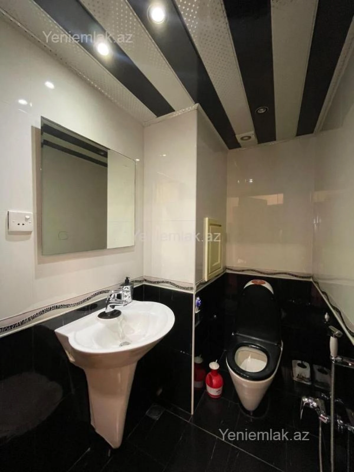 Satılır 3 otaqlı yeni tikili 141 m²