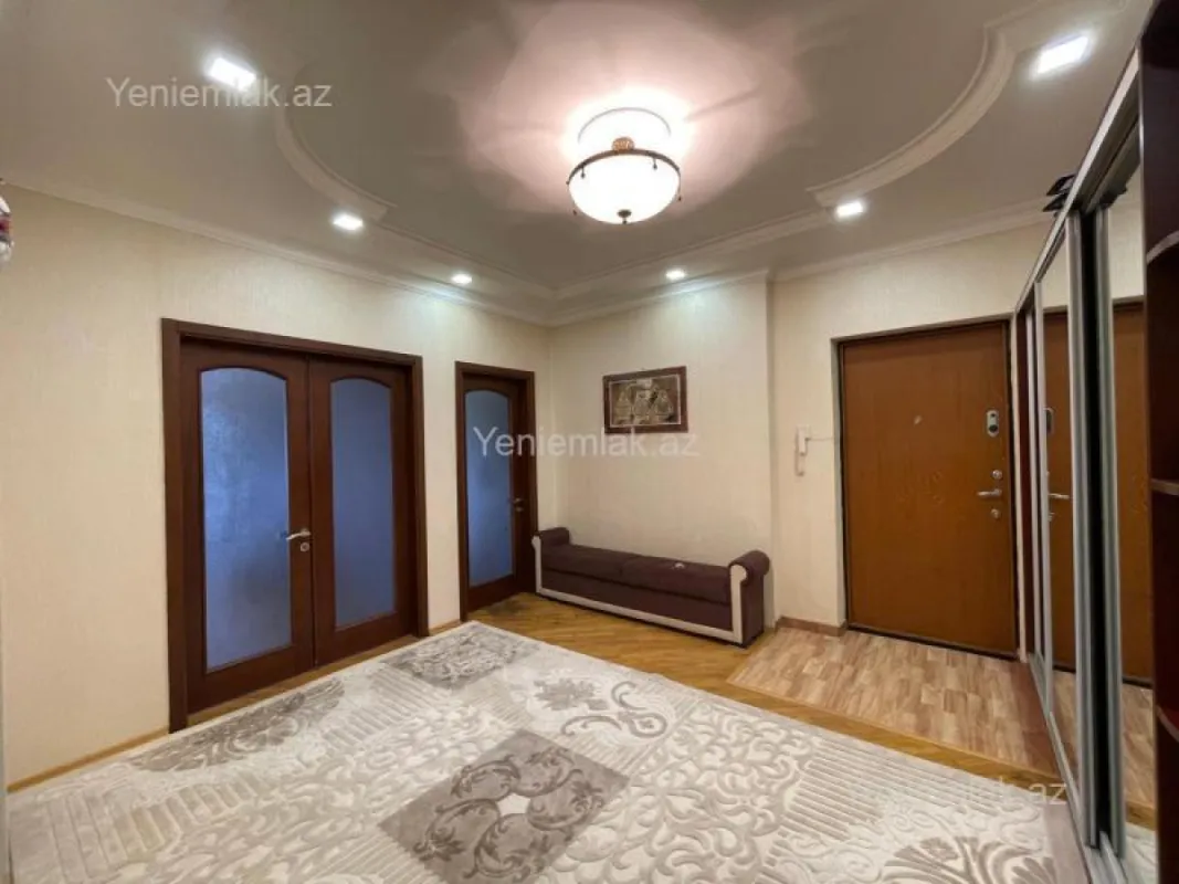 Satılır 3 otaqlı yeni tikili 141 m²