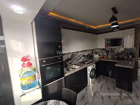 Satılır 2 otaqlı köhnə tikili 60 m²