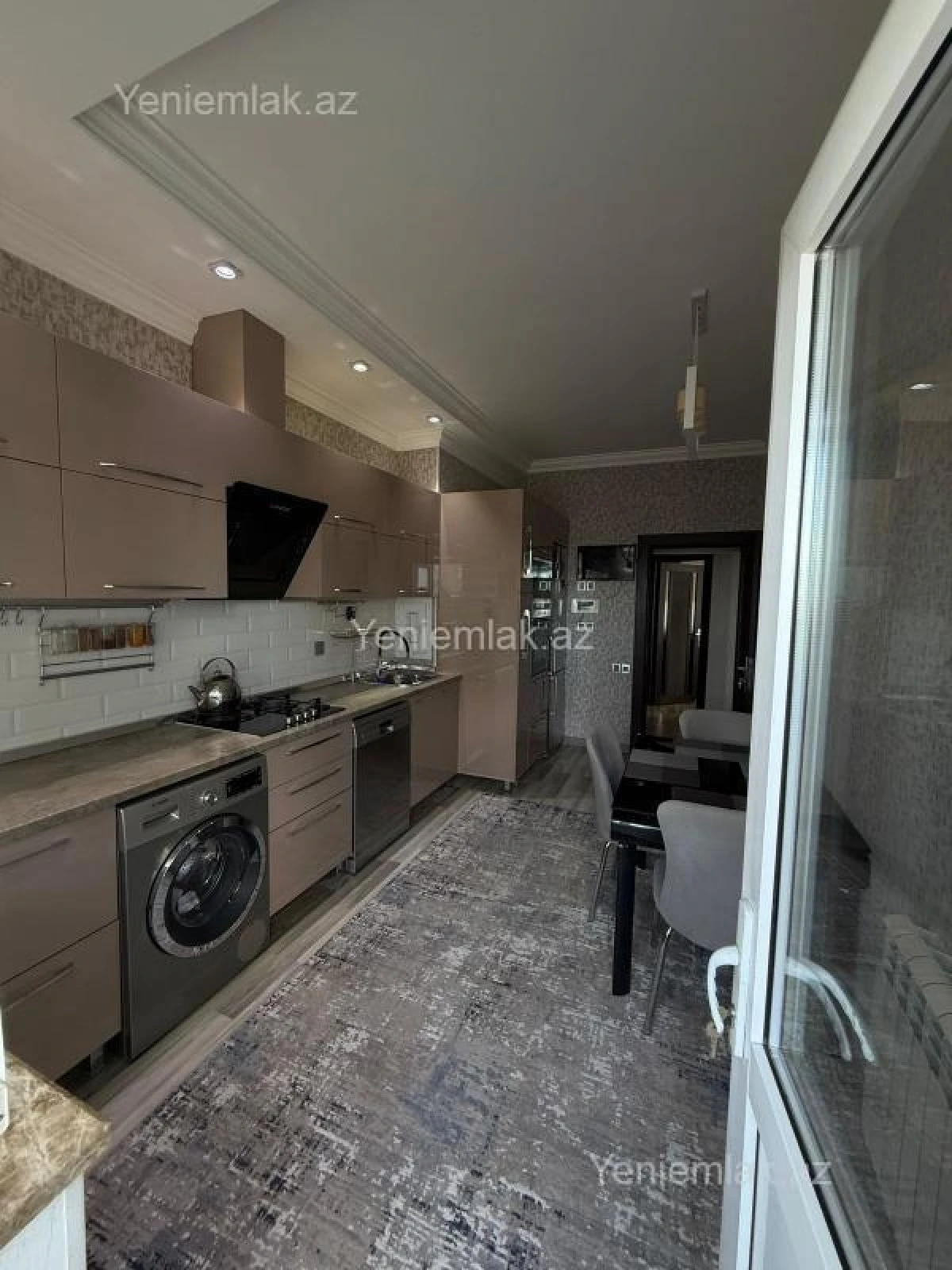 Satılır 3 otaqlı yeni tikili 105 m²